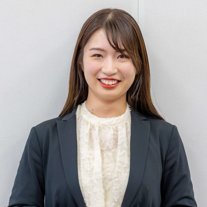 非公開: 佐藤 菜穂